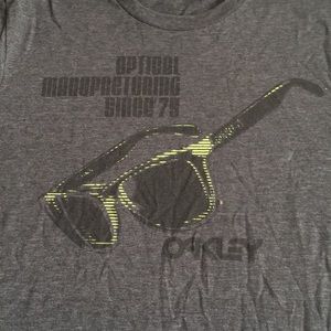 Oakley Frogskin shirt